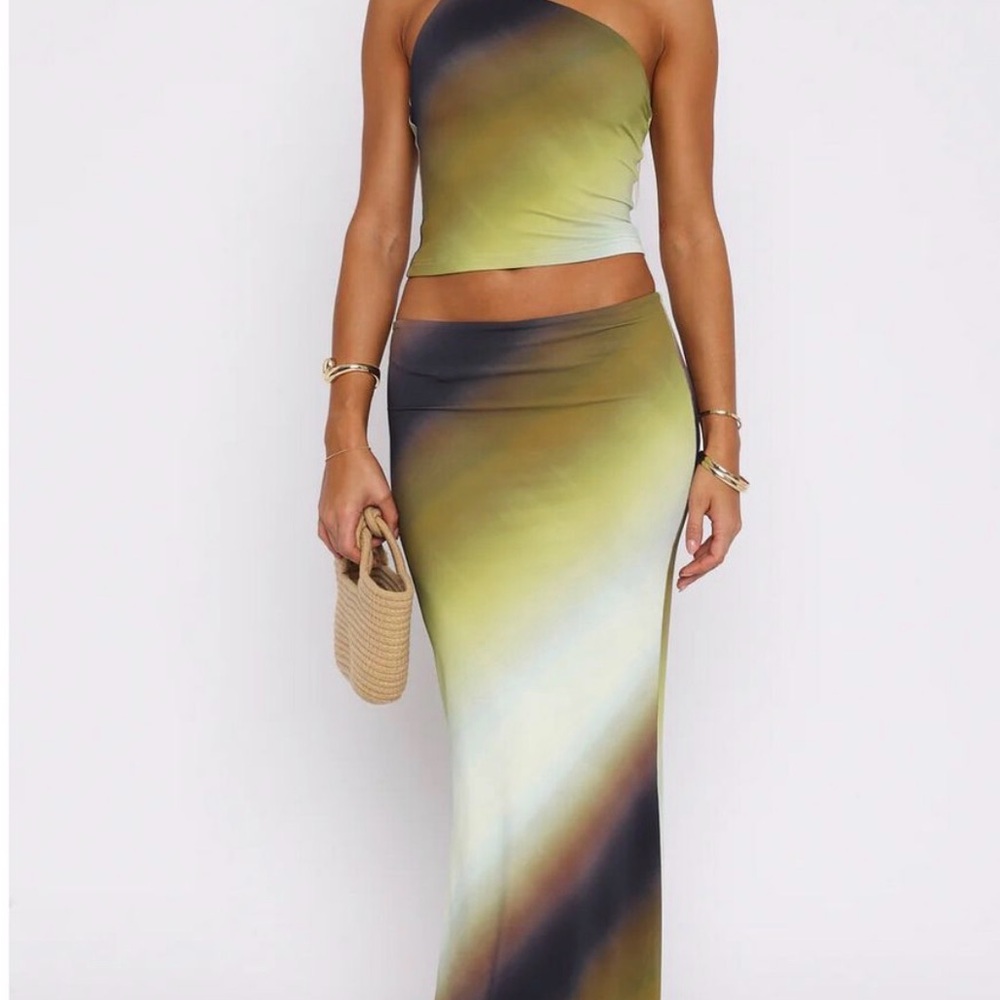 White Fox NWT Ombre Maxi Skirt - Green Gradient also can be worn as a tube dress